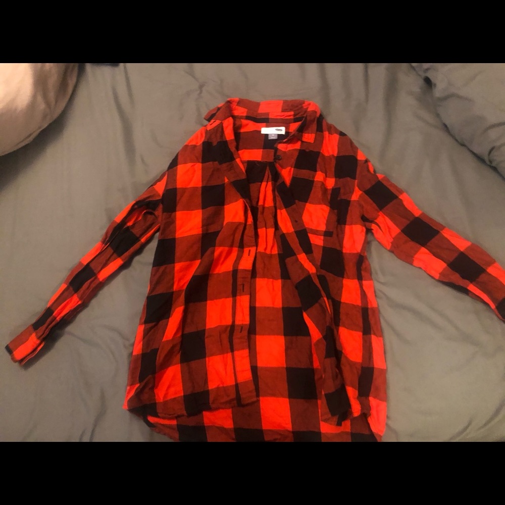 Old Navy Flannel Boyfriend Long Sleeve Button Up